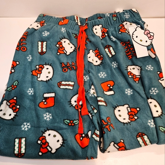 Hello Kitty Intimates & Sleepwear Hello Kitty Christmas Women